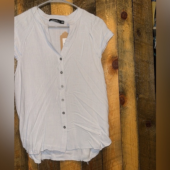 NWT button down top - Picture 1 of 1